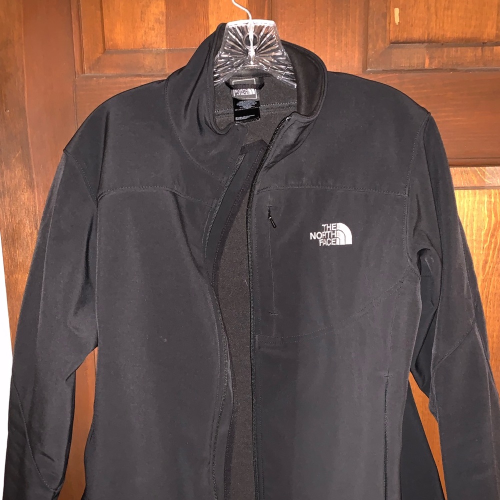 Women’s North Face Apex jacket